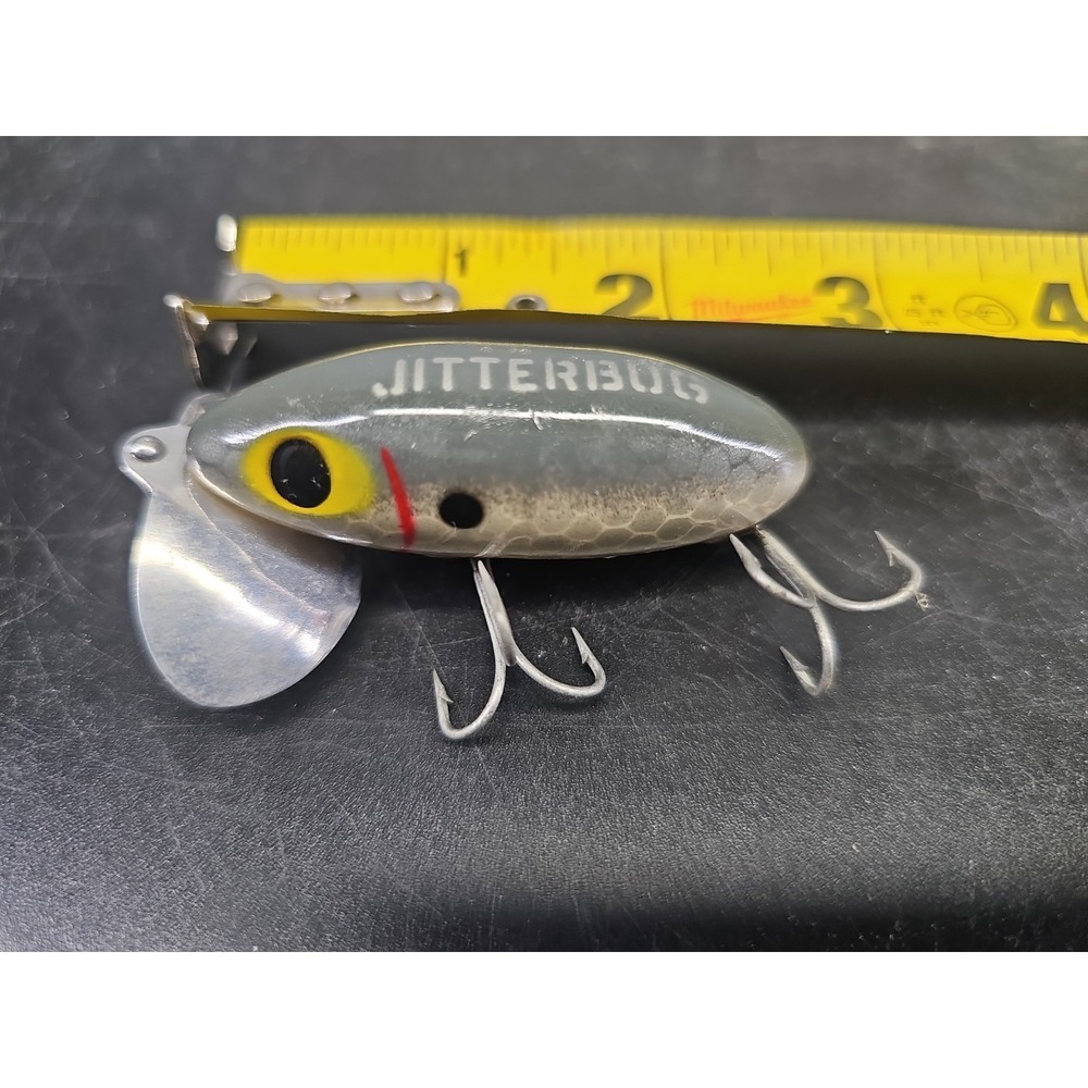 Fred Arbogast Jitterbug Lure Gray & White W/Scales CLEAN 2-5/8" Body